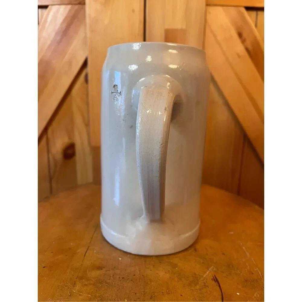 DORTMUNDER UNION GERMAN STONEWARE BEER STEIN MUG 7.25x4.25” (7636)